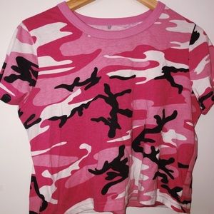 PINK CAMEO CROP TEE